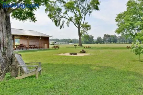 Lakeside Fire Pit • Grill • Games • Picnic Space - Image 1