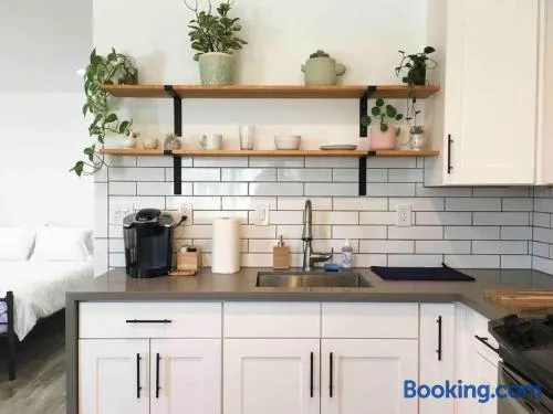 The Cozy Oasis - A Renovated and Modern Studio near LAX + SoFi + Beaches + Freeway - Image 1