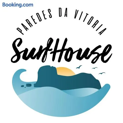 Paredes Surf House - Image 1