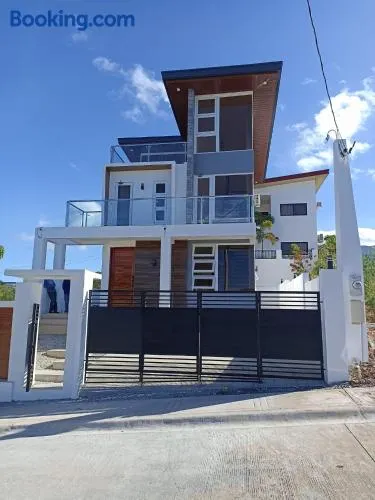 Casa Amores: Camaya Coast - Image 1