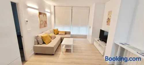 Cozy White Home in Getxo - Image 1