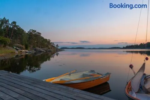 Stunning Waterfront Property in the Outer Archipelago - Image 1