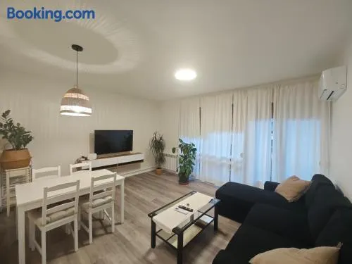 Encantador Apartamento en el Corazón de Tremp - Image 1
