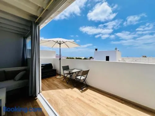 Alojamiento Vacacional con balcón La Vela - Image 1