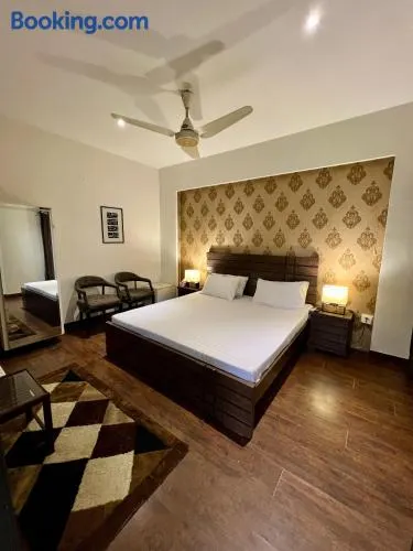 Lyallpur Home Stay - Image 1