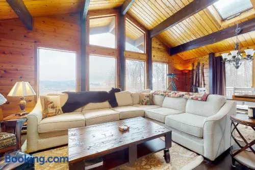 Mountain View Chalet - Image 1