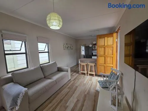Beach cottage - Image 1