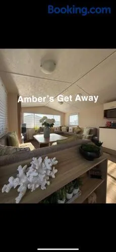 Amber’s Get Away - Image 1