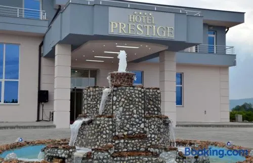 Hotel Prestige Struga - Image 1