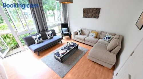 4 BEDROOM PATIO HOUSE REGENT'S PARK - Parking - Image 1