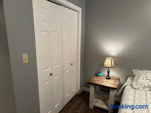 Cozy apartment embedded in Kentucky mountains - Image 1