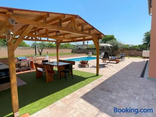 Villa Rosa Apartman - Image 1