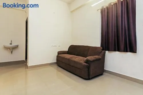 Hotel O HYVIN SUITES - Image 1