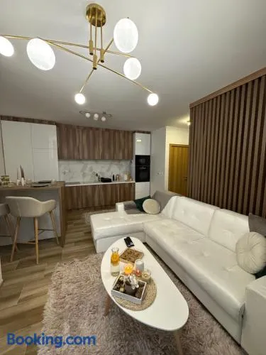 Freedom APARTMAN RUMA - Image 1