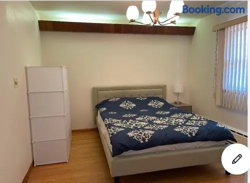 #1 Bright Private Room near New Brunswick NJ downtown - Image 1
