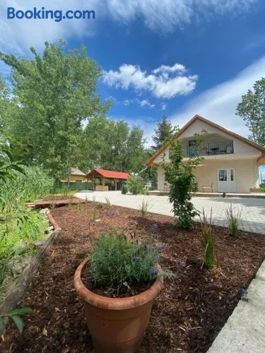 Megnyugtat-LAK Vendégház - Image 1