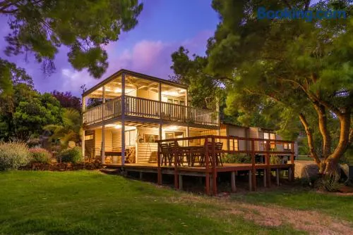 Chestnut Brae Farmstay - Chestnut Retreat - Image 1