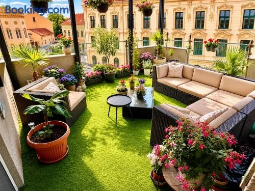 Luxury Penthouse in the middle of old town - room only - Image 1