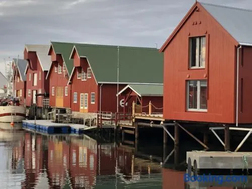 Robinsons Rorbu - located in Bud - Image 1