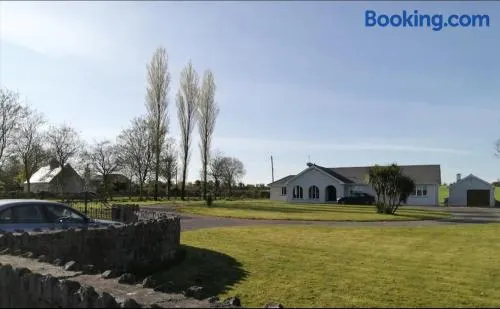 BALLYHOURA, Kildorrery, Beautiful 5 bed quite convenient location - Image 1