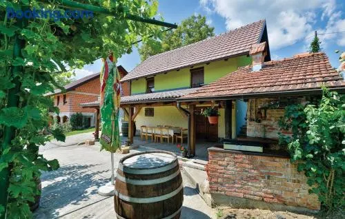 Kuća za odmor Pri Brozu - Image 1