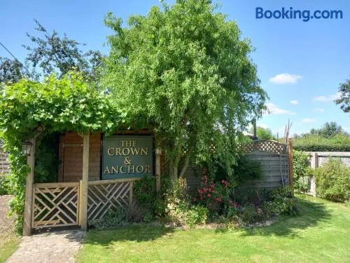 Crown Cabin Wiltshire near Longleat and Bath - Image 1