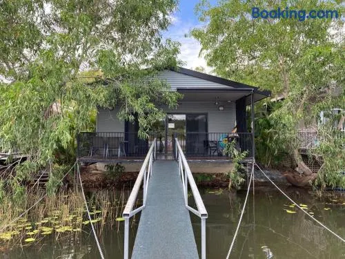 Black Wattle Bungalow 30 Lake Bennett - Image 1