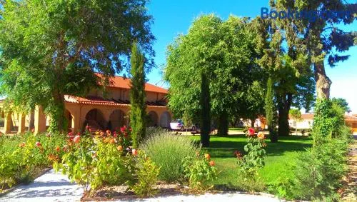 La Aldea Colorada Casa Rural - Image 1