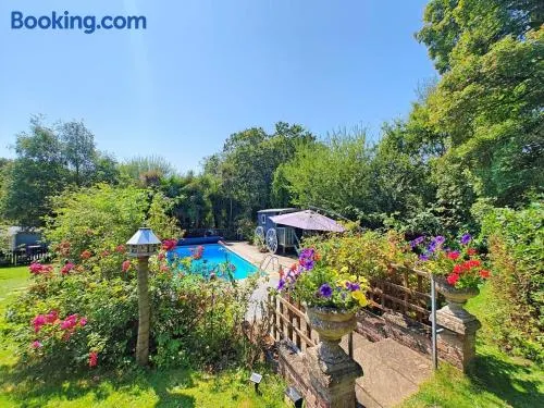 1 Bed in East Cowes oc-91562 - Image 1