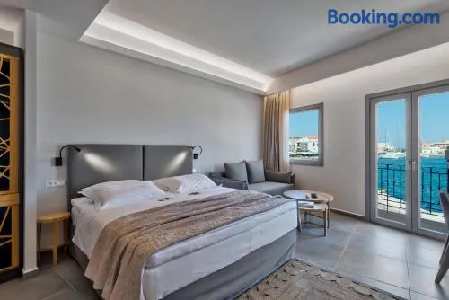 Naves Suites - Image 1