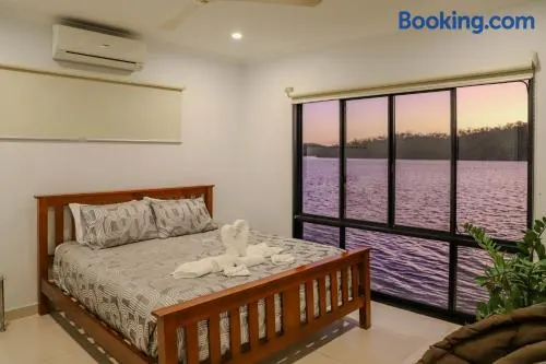 Bungalow 58 Lake Bennett Darwin - Image 1