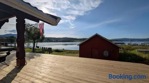 Cabin with sea view, northern lights and midnight sun - Image 1