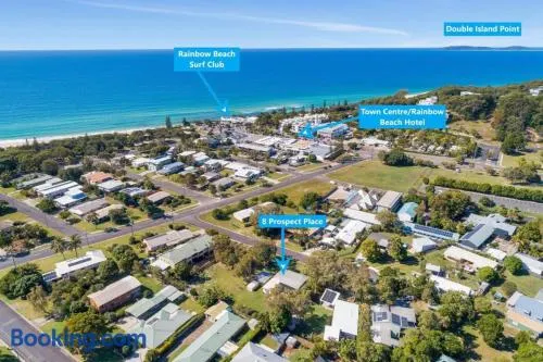 Drift at Rainbow - 3 Bedrooms of Barefoot Vibes - Image 1