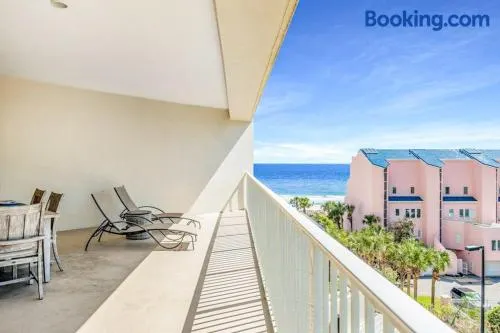 Oceanview Condo with Pools and Hot Tub - Image 1