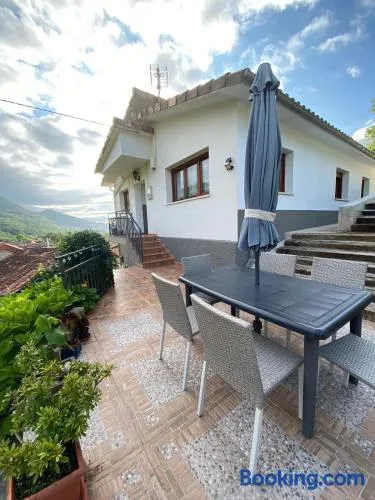 La Espriella - Image 1