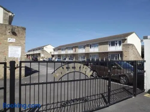Hill View Apartment - Image 1