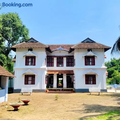 Aramana Ayurvedic Wellness Centre & Homestay - Image 1