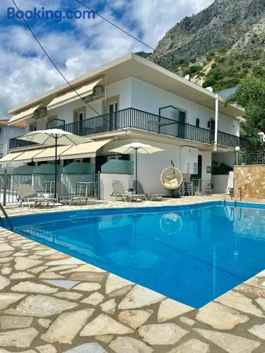 Vladimiros Apartments - Image 1