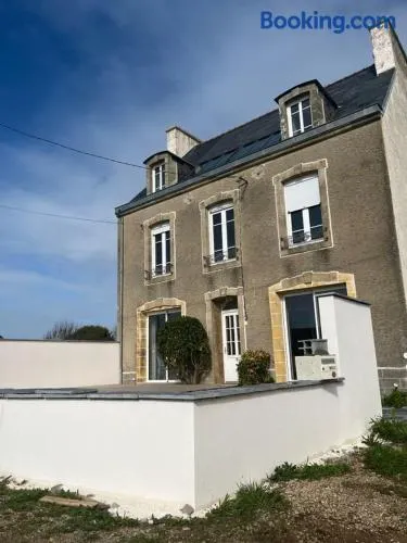Family house close to sea side - Image 1