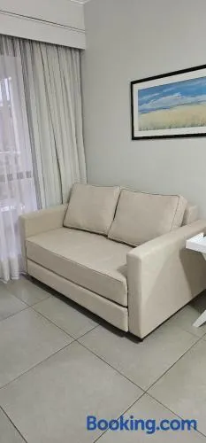 Flat Moema 811 com limpeza - Image 1