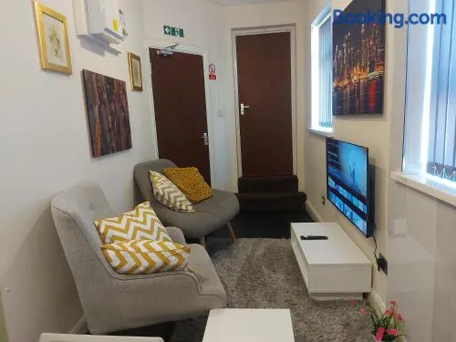 Private 1 Bed Flat Near The Aston Villa Park - Image 1