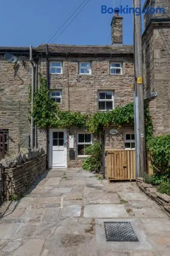 Chapel Cottage with Log Burner (Dog Friendly) - Image 1