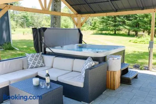 Riverfront Poconos Cabin With Hot Tub On 4 Acres Near Delaware River (Sleeps 6) - Image 1