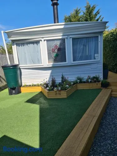 Glampavan - Image 1