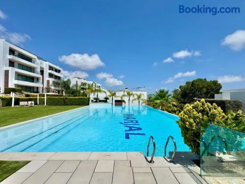 Acacia 1 Apt 33 - Ground Floor 2-Bed with Garden - Image 1