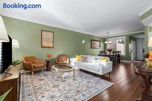 Walk to Acrisure,PNC, Game Rm, Outdoor Oasis, Pkg - Image 1