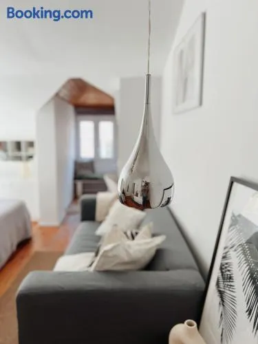 Typical Lisbon Apartment Príncipe Real - Image 1