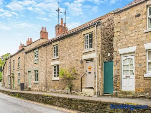2 Bed in Pickering oc-y114 - Image 1