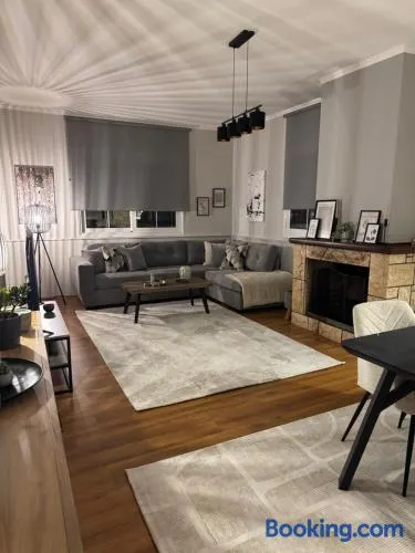 Elathea Guest House - Image 1