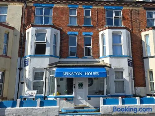 Winston House Guesthouse - Image 1